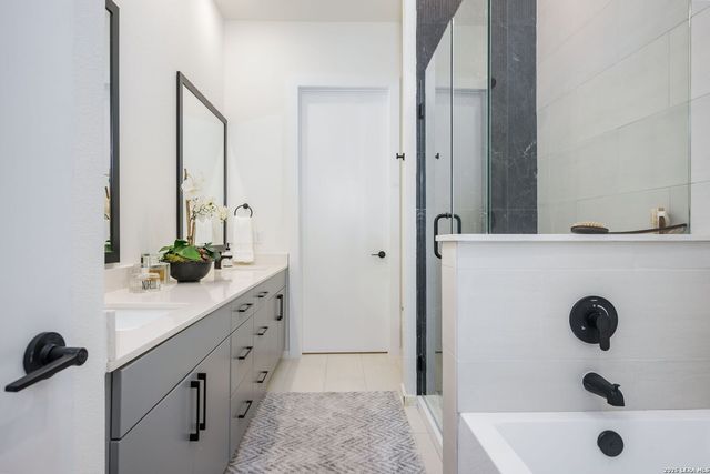 719 E Locust St Unit 3108, San Antonio, TX 78212