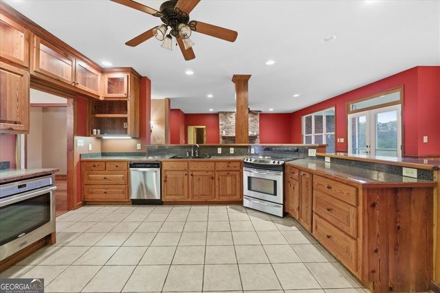 2760 Vinson Highway SE, Milledgeville, GA 31061