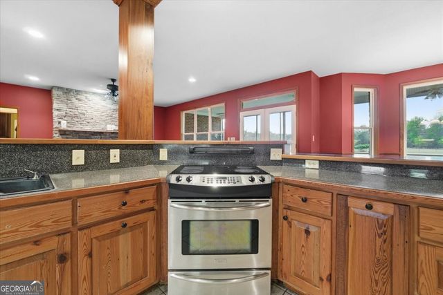 2760 Vinson Highway SE, Milledgeville, GA 31061