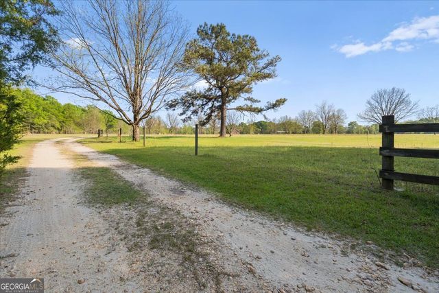 2760 Vinson Highway SE, Milledgeville, GA 31061