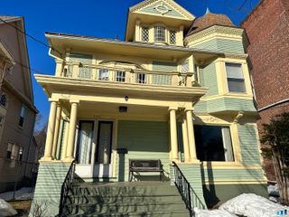 1537 Chapel Street 1, New Haven, CT 06511