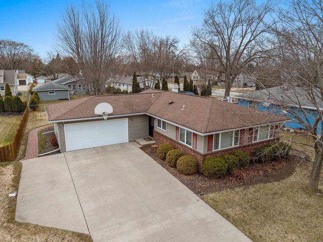 736 MELISSA STREET, Menasha, WI 54952