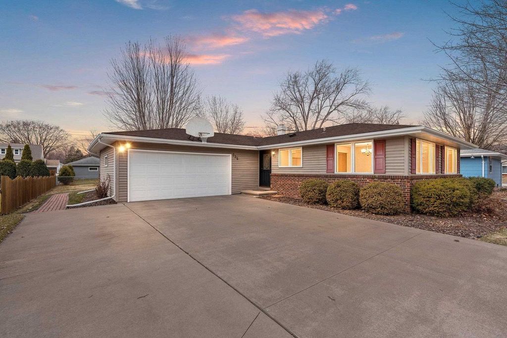 736 MELISSA STREET, Menasha, WI 54952
