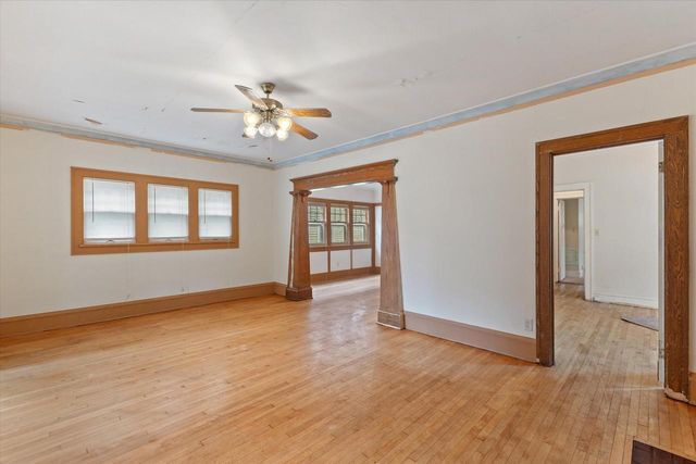 1607 N 52nd STREET #1609, Milwaukee, WI 53208