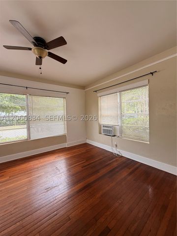 670 W 46th St 5, Miami Beach, FL 33140