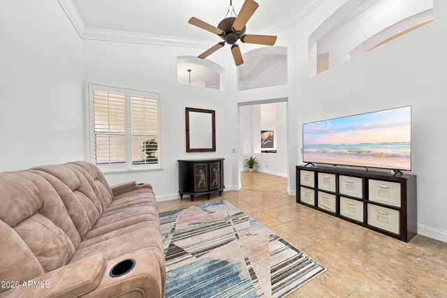 8073 W Louise Drive, Peoria, AZ 85383