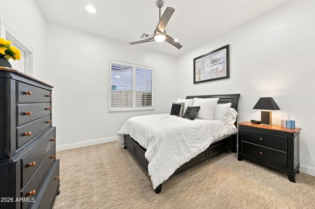 8073 W Louise Drive, Peoria, AZ 85383
