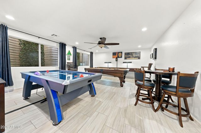 8073 W Louise Drive, Peoria, AZ 85383