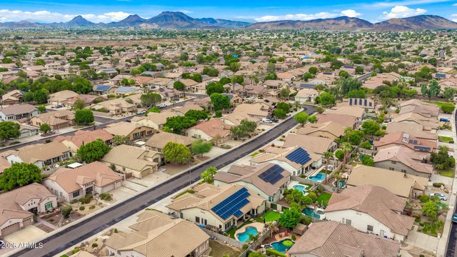 8073 W Louise Drive, Peoria, AZ 85383