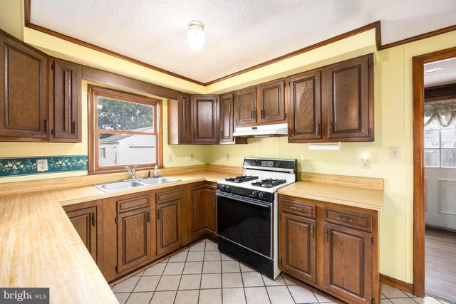 304 CALVIN DR, Salisbury, MD 21804