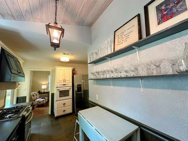 1200 Hawthorne Street, Tallahassee, FL 32308