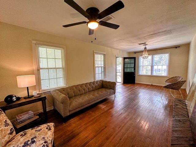 1200 Hawthorne Street, Tallahassee, FL 32308