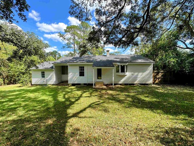 1200 Hawthorne Street, Tallahassee, FL 32308
