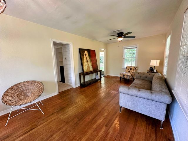 1200 Hawthorne Street, Tallahassee, FL 32308