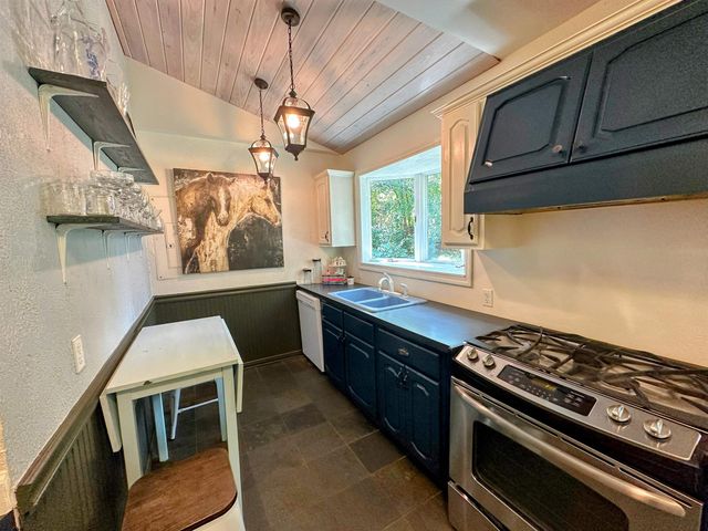 1200 Hawthorne Street, Tallahassee, FL 32308