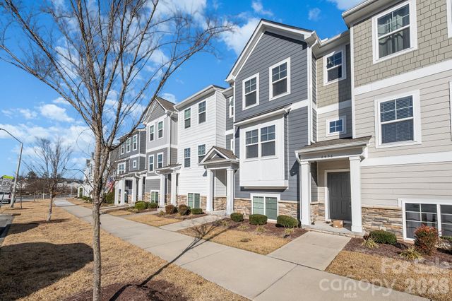 6638 Perry Creek Road, Raleigh, NC 27616