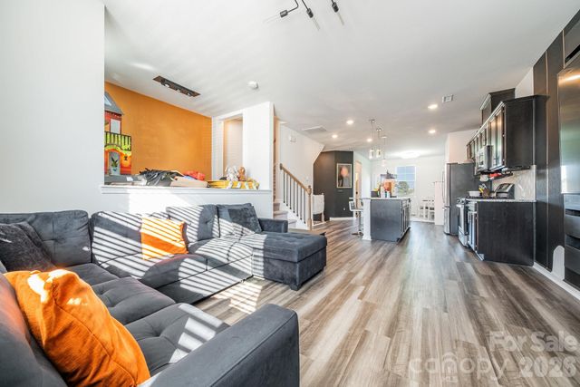 6638 Perry Creek Road, Raleigh, NC 27616