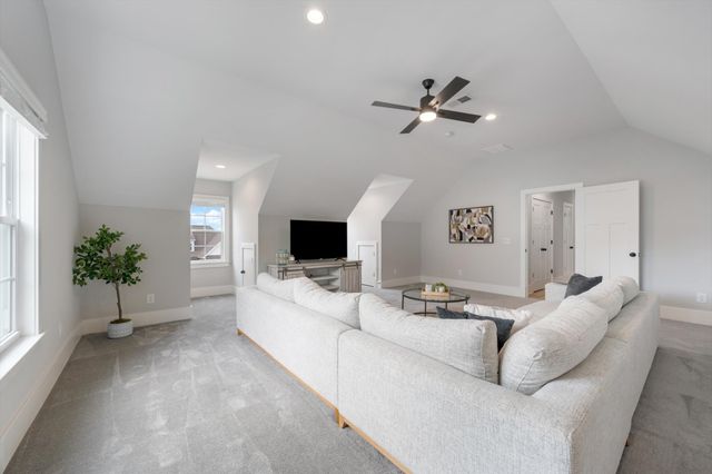 6070 Kidman Ln, Spring Hill, TN 37174