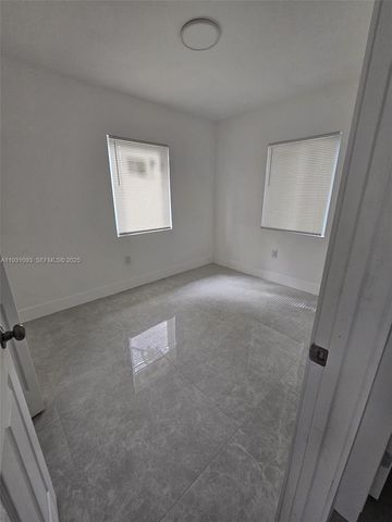 2488 SW 6th Ct, Fort Lauderdale, FL 33312