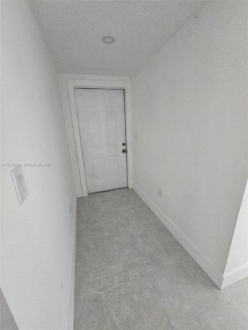 2488 SW 6th Ct, Fort Lauderdale, FL 33312