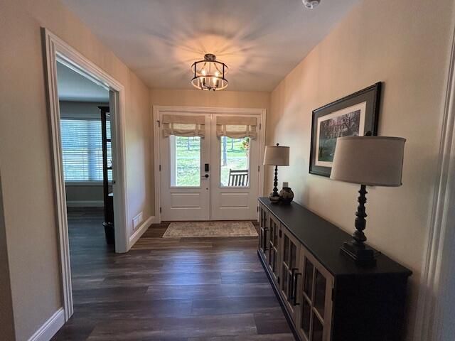 108 Twin Ponds Rd, Corbin, KY 40701
