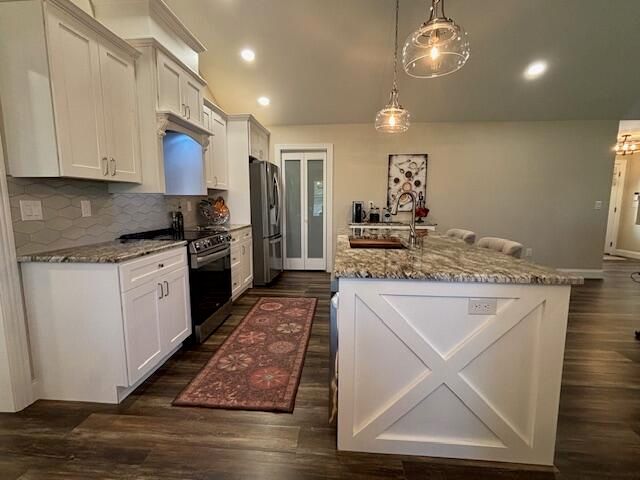 108 Twin Ponds Rd, Corbin, KY 40701