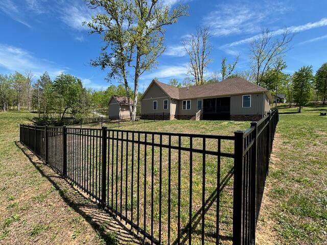 108 Twin Ponds Rd, Corbin, KY 40701