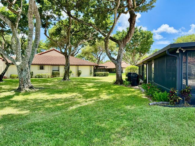5462 Palm Springs Lane A, Boynton Beach, FL 33437