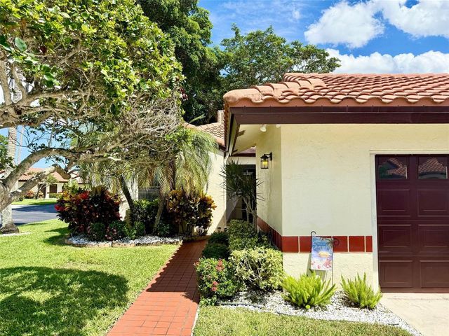 5462 Palm Springs Lane A, Boynton Beach, FL 33437