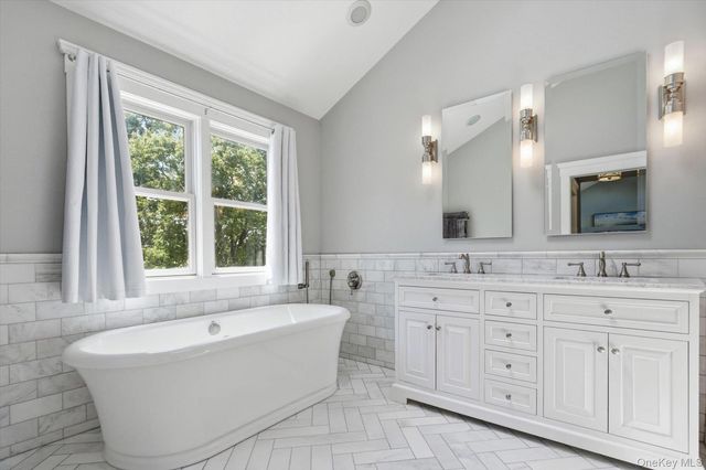 117 Southfield Road, Baiting Hollow, NY 11933