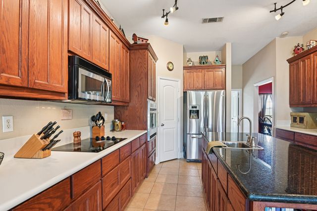 250 County Road 1006, Wolfe City, TX 75496