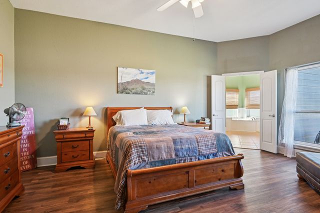 250 County Road 1006, Wolfe City, TX 75496