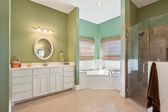 250 County Road 1006, Wolfe City, TX 75496