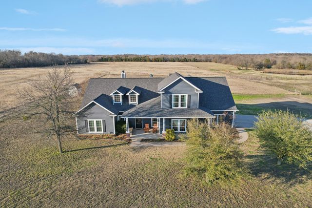 250 County Road 1006, Wolfe City, TX 75496