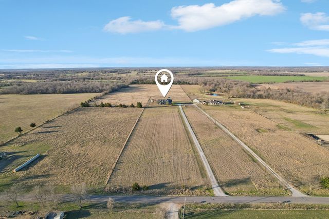 250 County Road 1006, Wolfe City, TX 75496