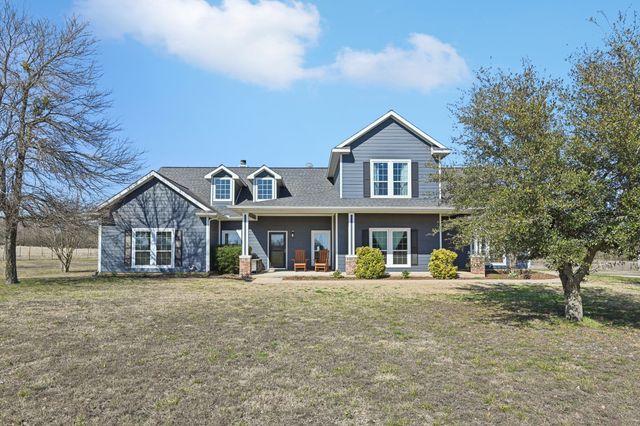 250 County Road 1006, Wolfe City, TX 75496