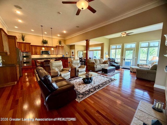 6271 Fenwick Court, East Lansing, MI 48823