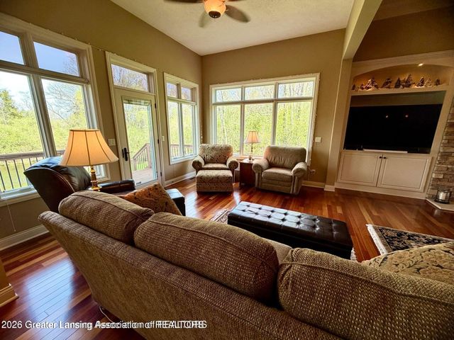 6271 Fenwick Court, East Lansing, MI 48823