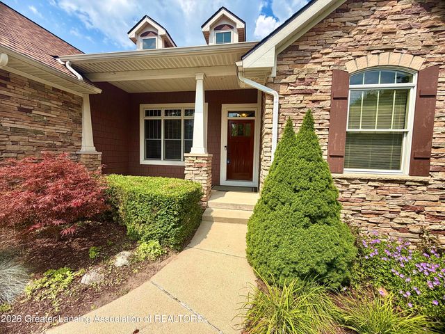 6271 Fenwick Court, East Lansing, MI 48823