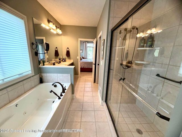 6271 Fenwick Court, East Lansing, MI 48823