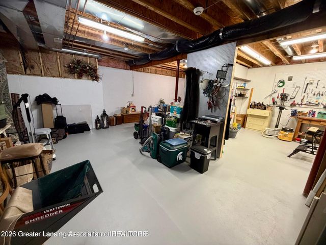 6271 Fenwick Court, East Lansing, MI 48823