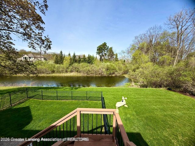 6271 Fenwick Court, East Lansing, MI 48823