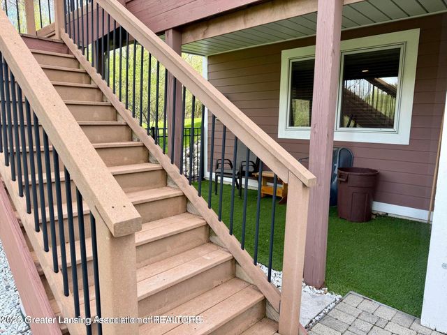 6271 Fenwick Court, East Lansing, MI 48823