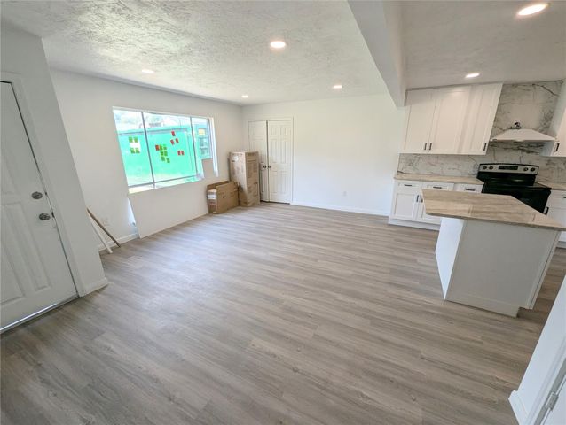 2911 Huckleberry Lane A, Pasadena, TX 77502