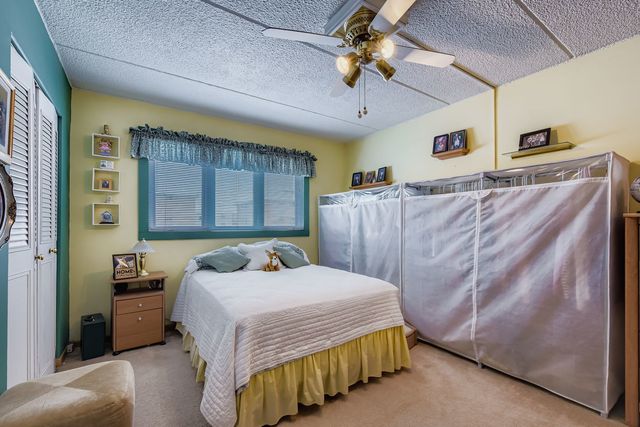 7336 86th Street W 2B, Bridgeview, IL 60455