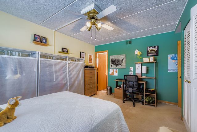 7336 86th Street W 2B, Bridgeview, IL 60455