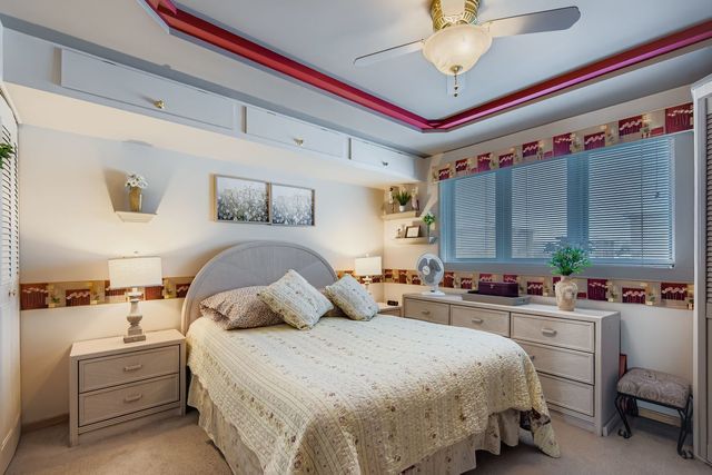 7336 86th Street W 2B, Bridgeview, IL 60455