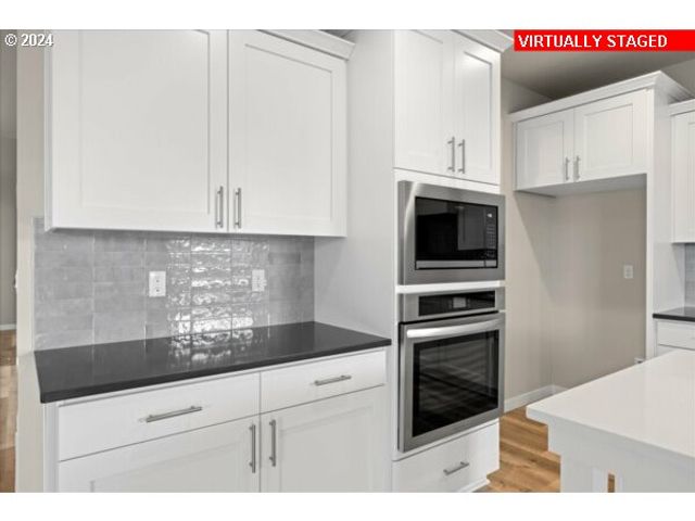 10060 Se VRADENBURG Rd 397, Happy Valley, OR 97086