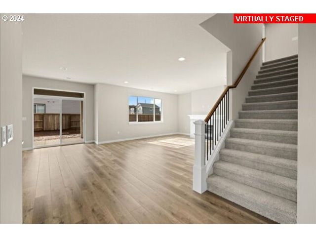 10060 Se VRADENBURG Rd 397, Happy Valley, OR 97086