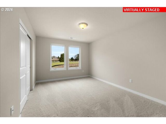 10060 Se VRADENBURG Rd 397, Happy Valley, OR 97086